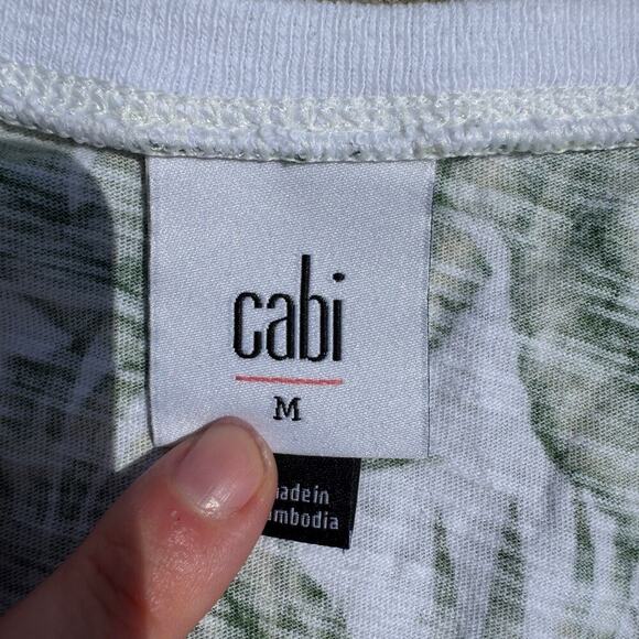 Cabi Paradise Cover Up Sleeveless Tropical Print Top M - Picture 4 of 4
